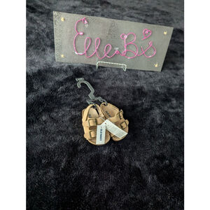 NWT Old Navy Tan Baby Sandals 0-3M